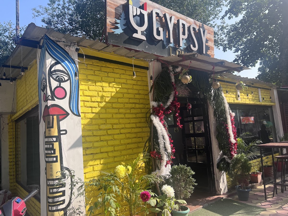 GYPSY Cafe & Caterers