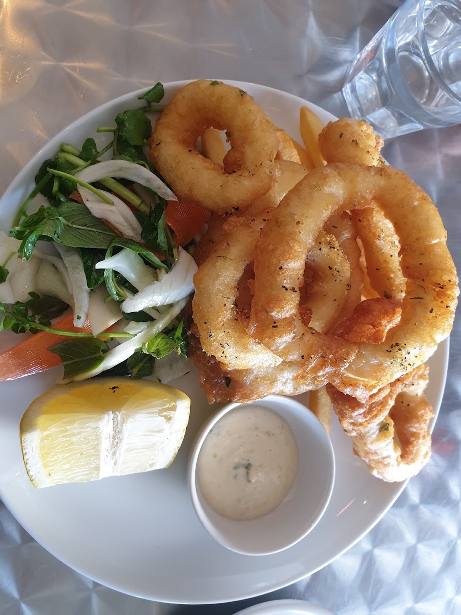 grumpyswharfcafe.com - 8