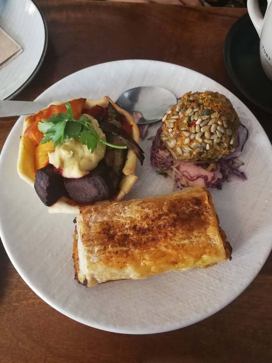 The Lorn Kitchen - 8