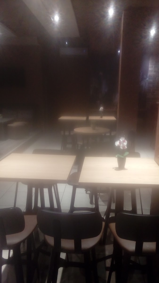 Flow Cafe - 3