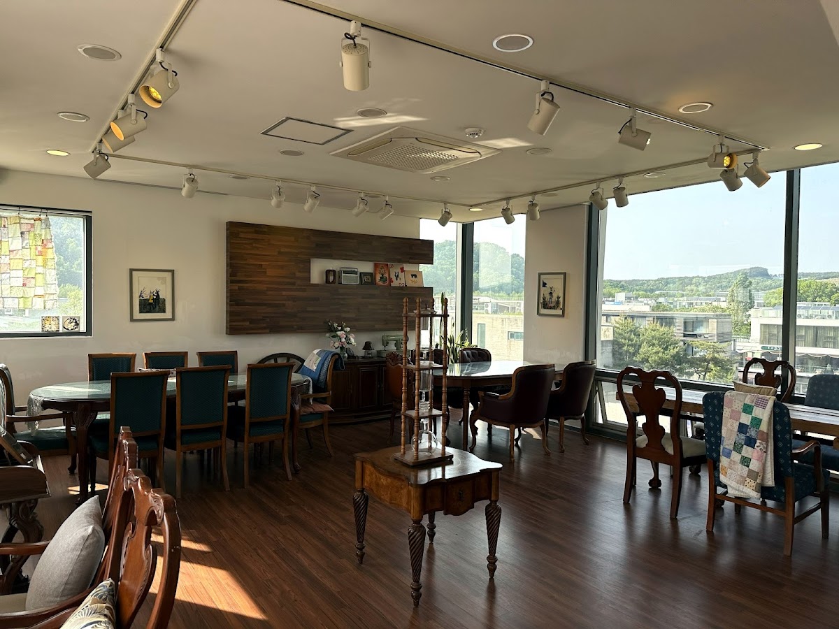 Breeze Hill - 4