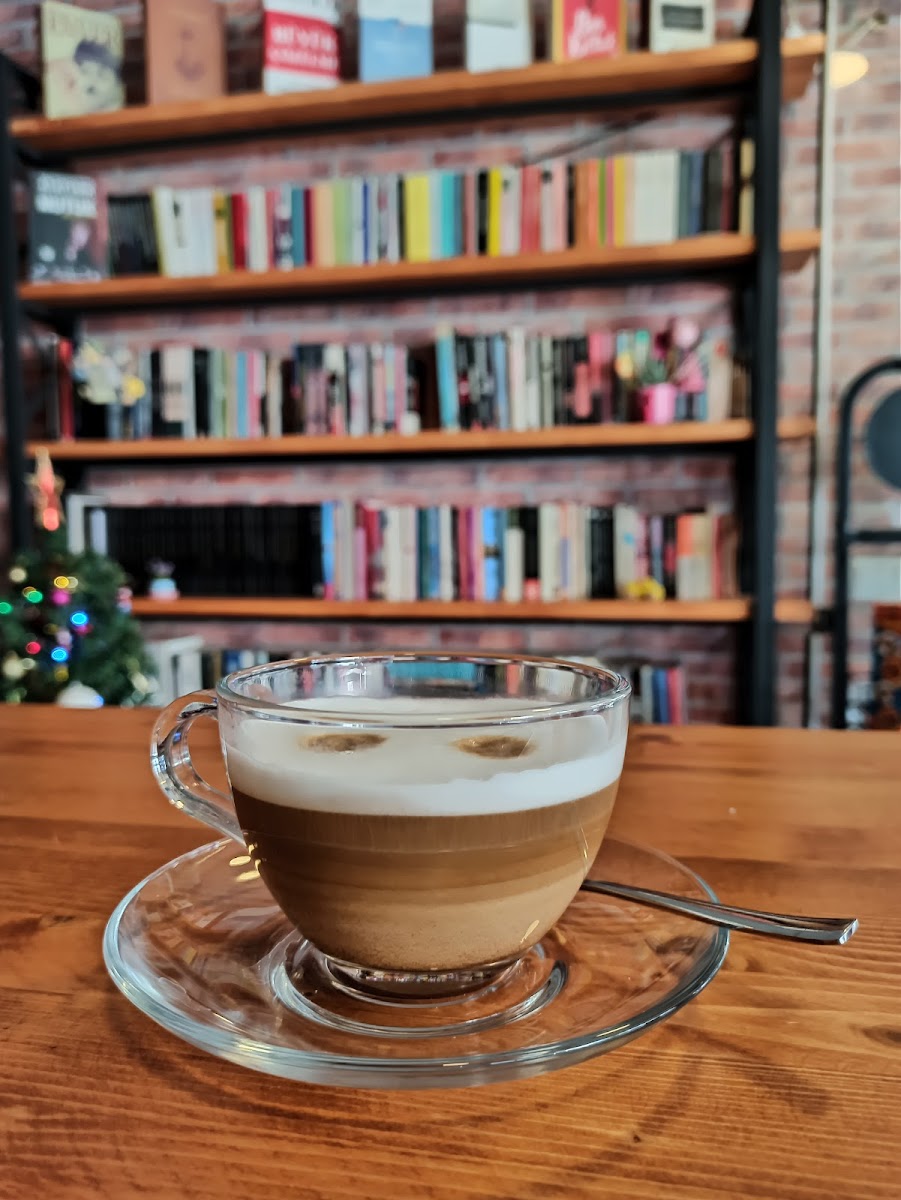 Papyrus Bookstore & Cafe