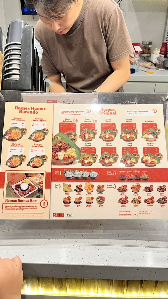 Dum Dum Cafe x Remas Rames - 6