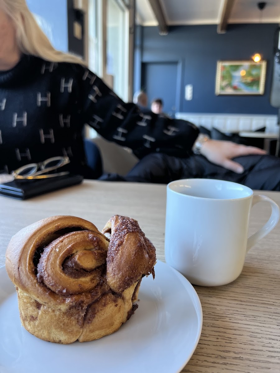 Høyda Cafe' og VarmMat - 5