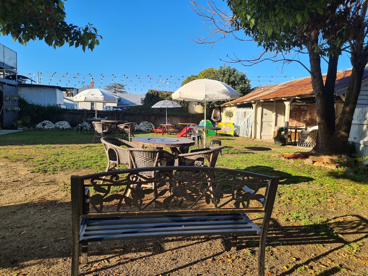 Katie's Cocktail Cafe