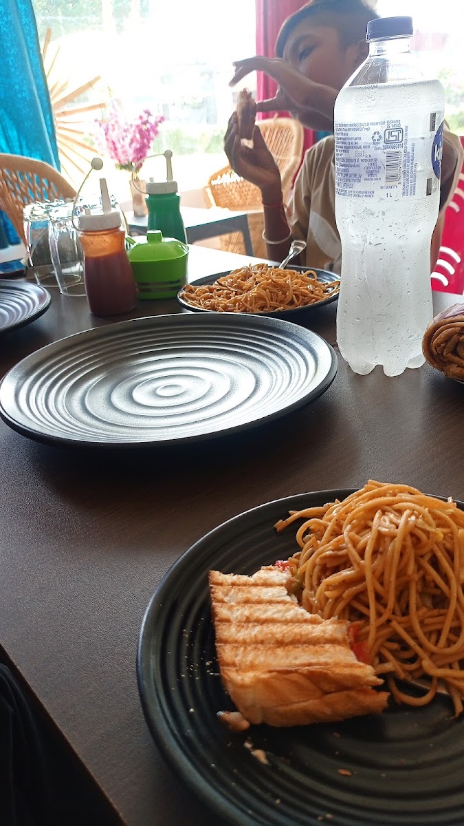 Farmer's Cafe' & Home Stay - 5