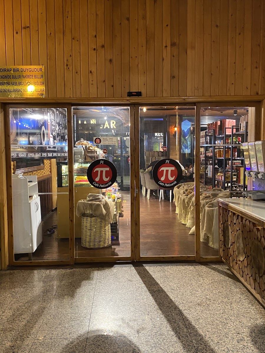 Pi cafe uzungöl