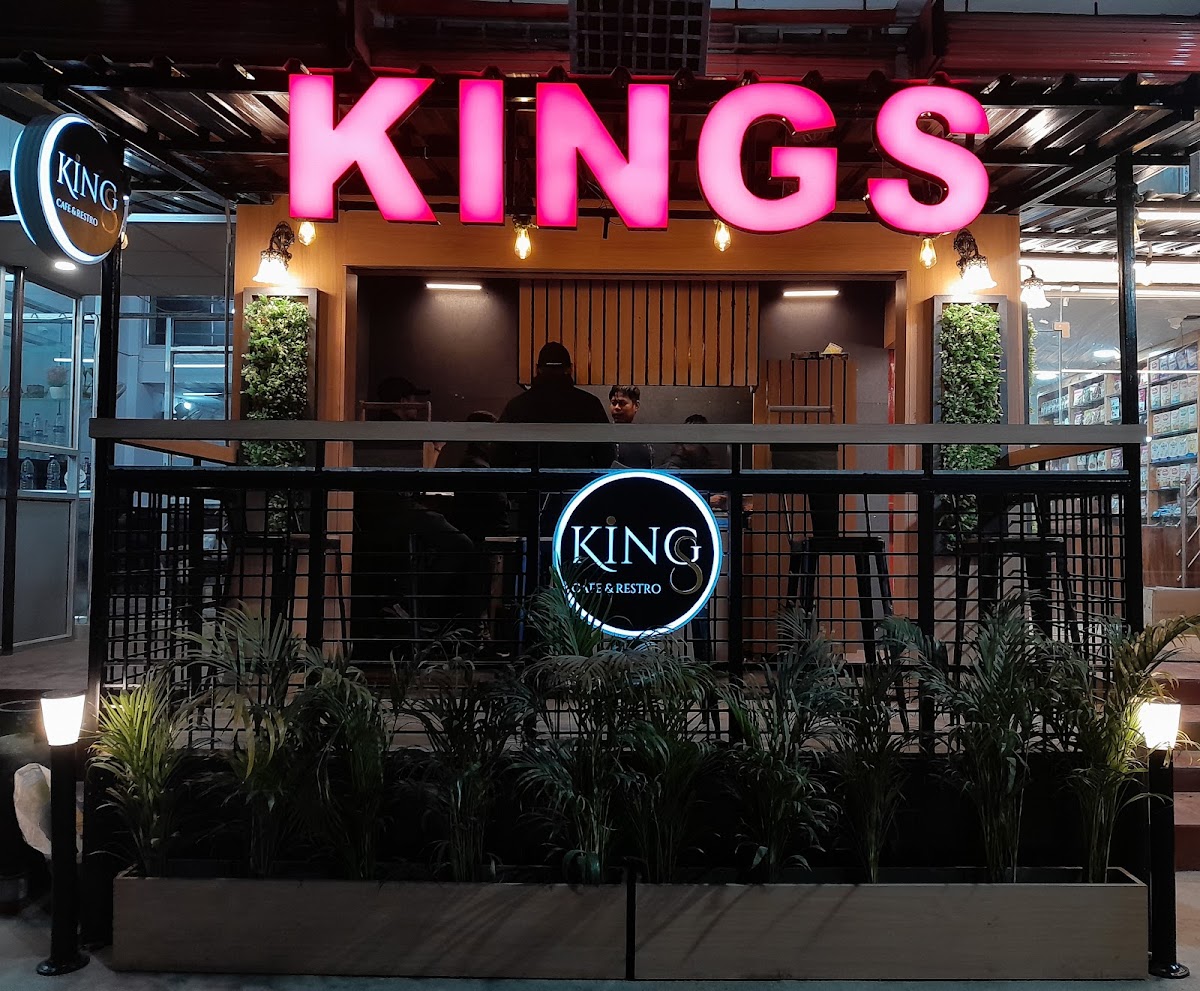 Kings Cafe & Restro
