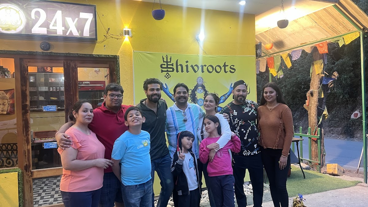 Shivroots cafe & lounge ( MUSSOORIE ) - 4