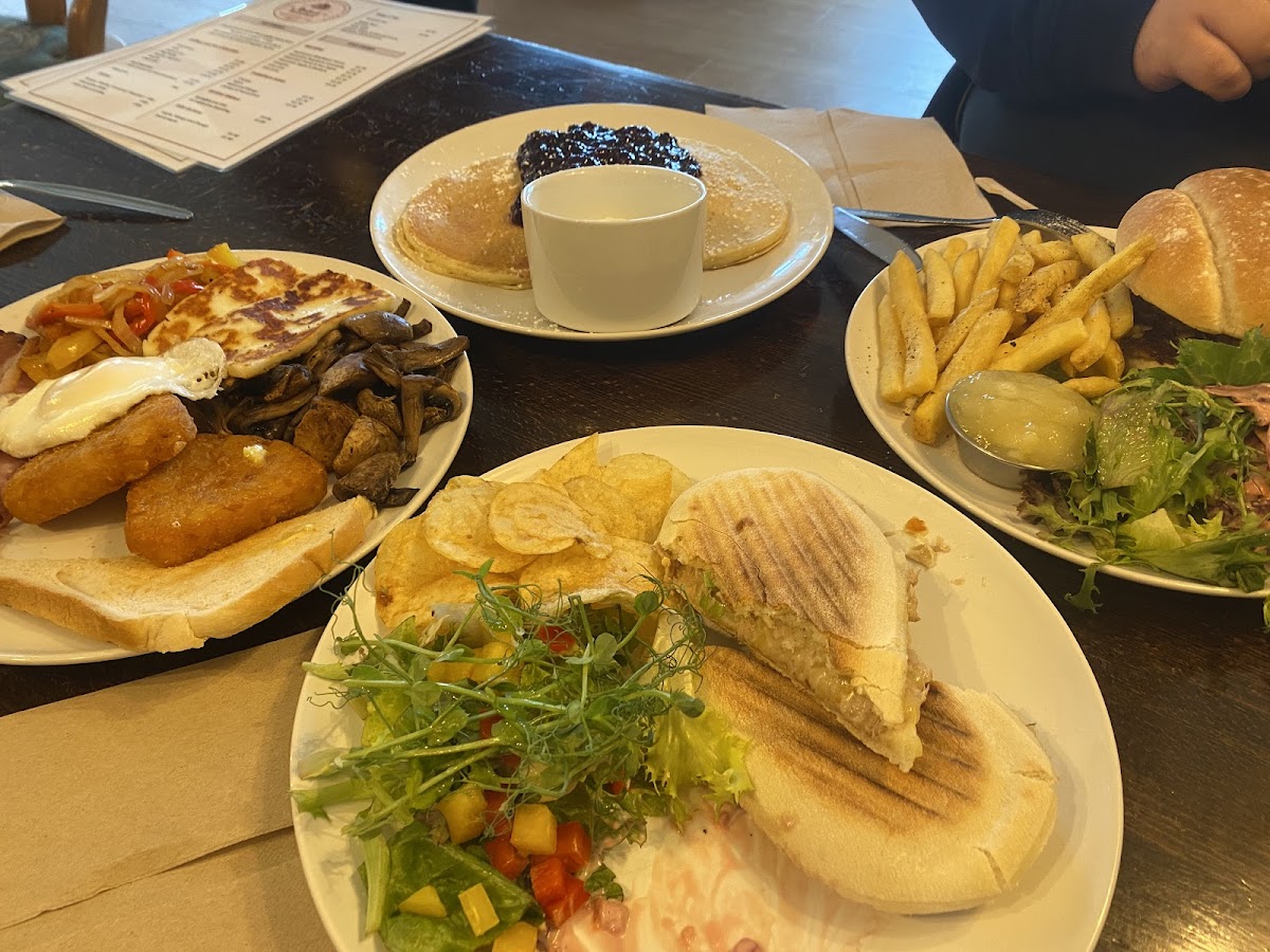 Rhubarb and Custard - 7