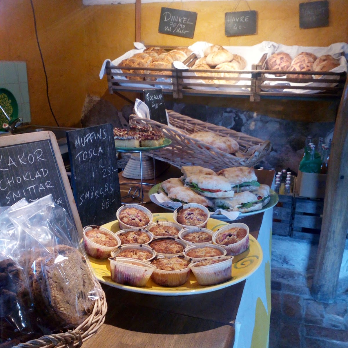 Dalängarna - organic bakery, farm shop, cafe - 5