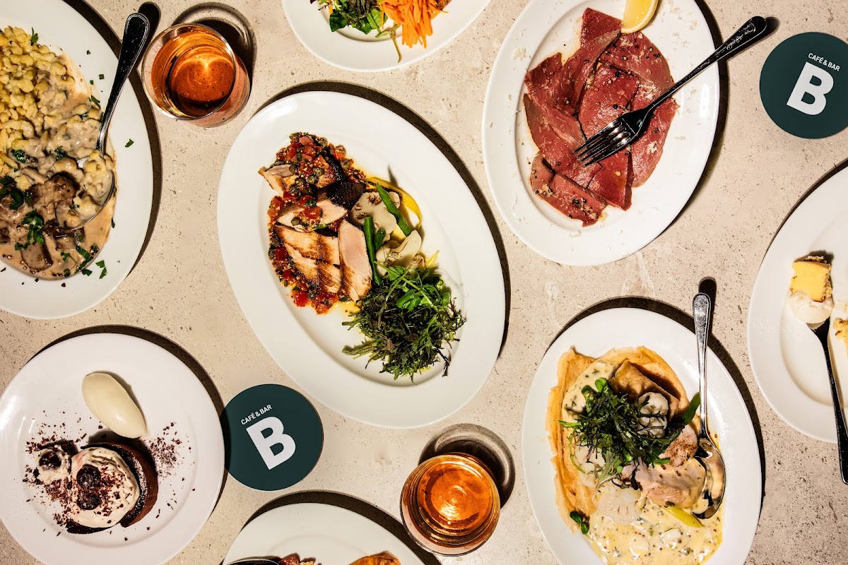 CAFE & BAR B (FREUDE by BMW) - 3