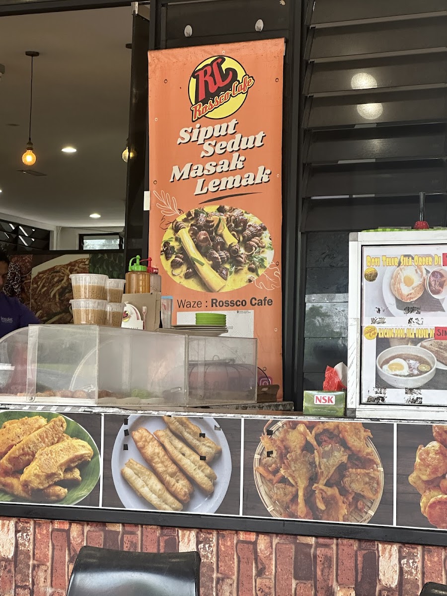 Rossco Cafe - 2