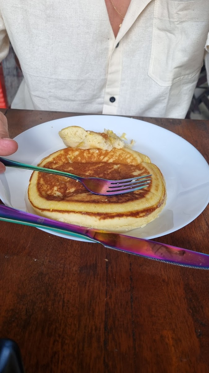 Bailey's Food & Cafe - 6