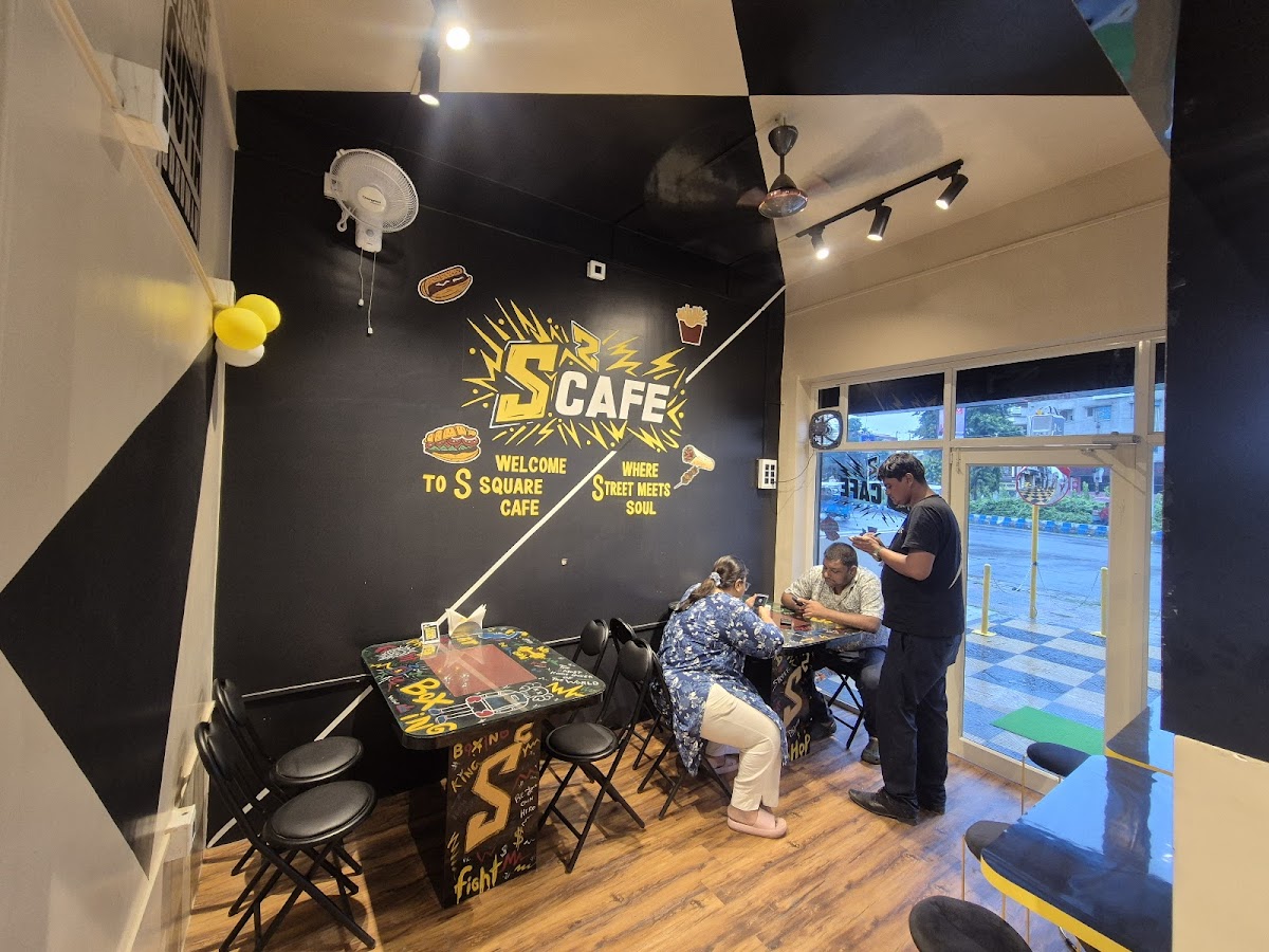 S Square Cafe S² - 4