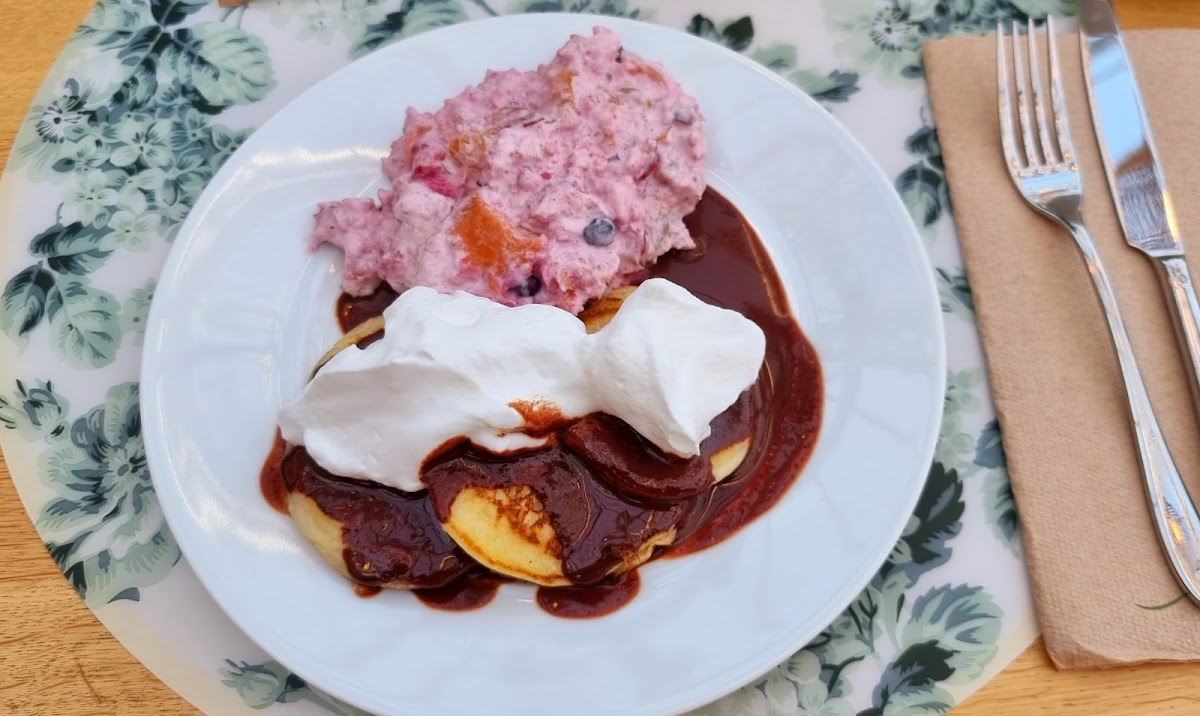 Cafe Florina - 100% Vegan - 10