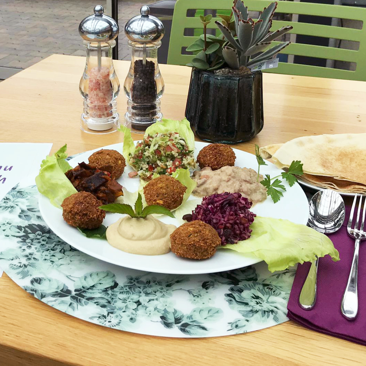 Cafe Florina - 100% Vegan - 2