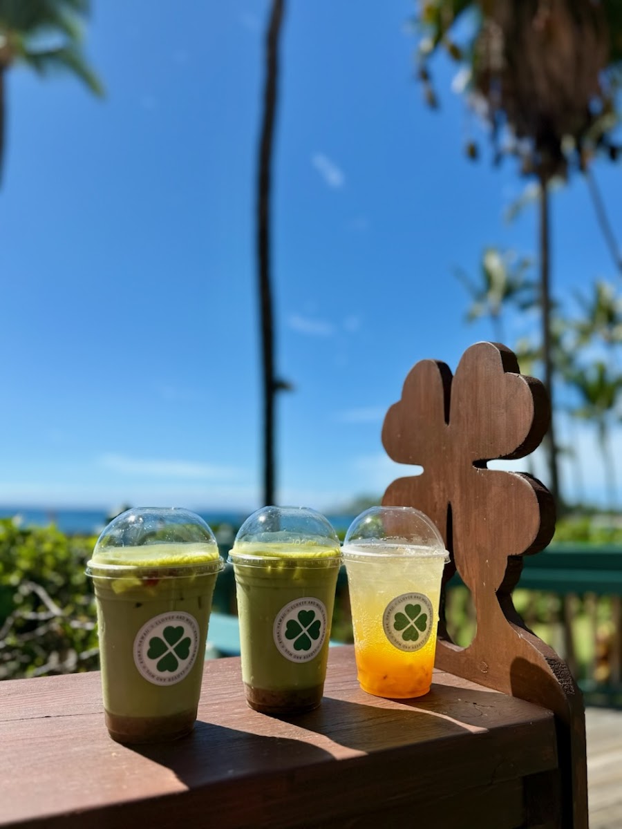 Clover and Mug (Kona Inn Shopping Village) - 3