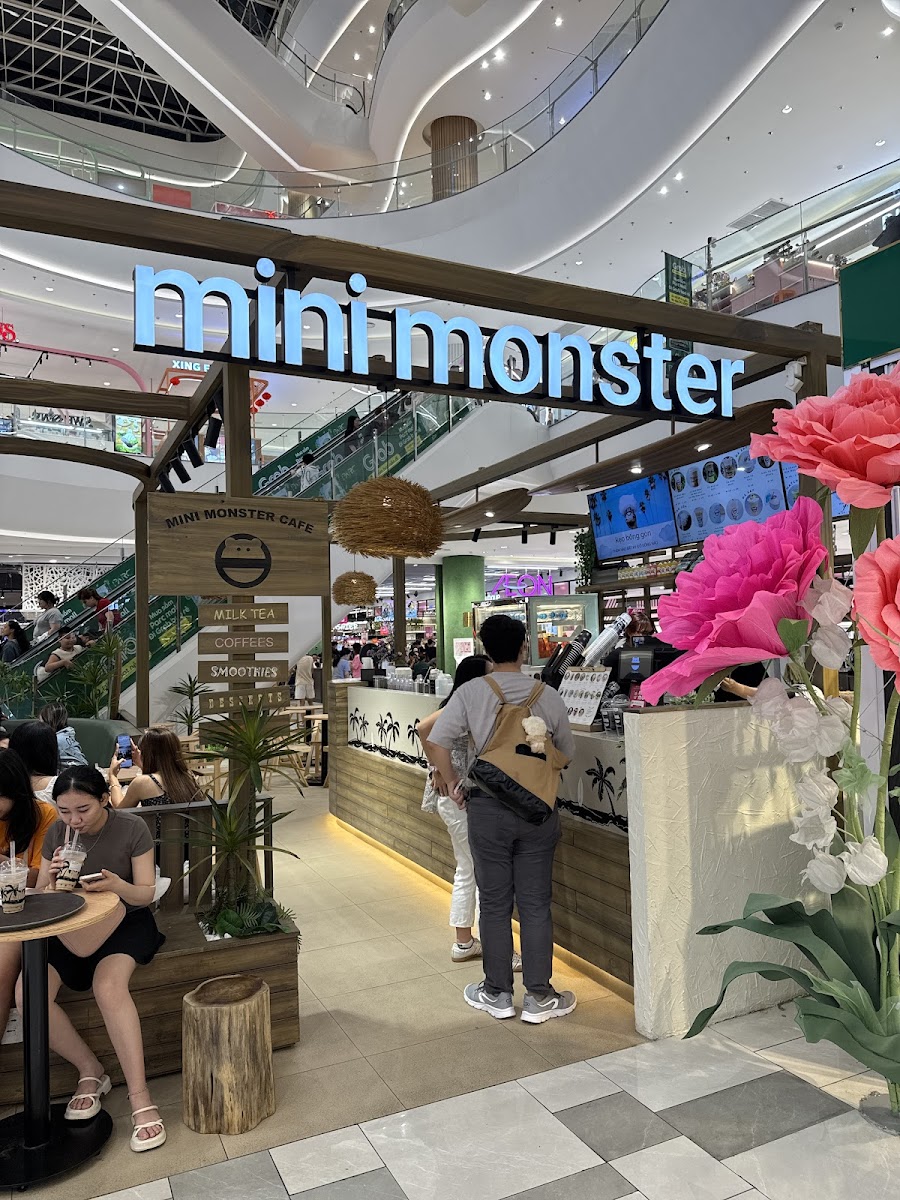 Mini Monster Cafe Saigon - 3
