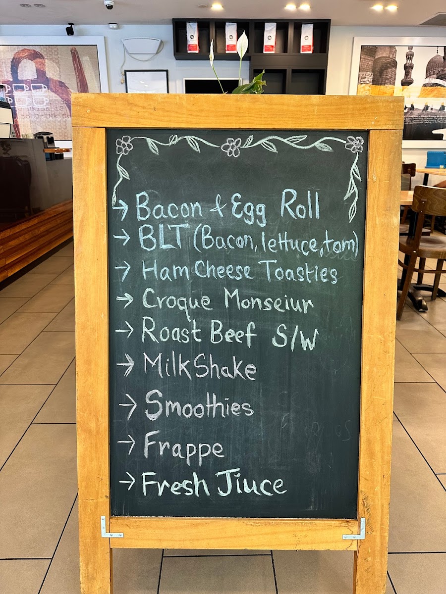 Himalayan Bites Cafe - 3