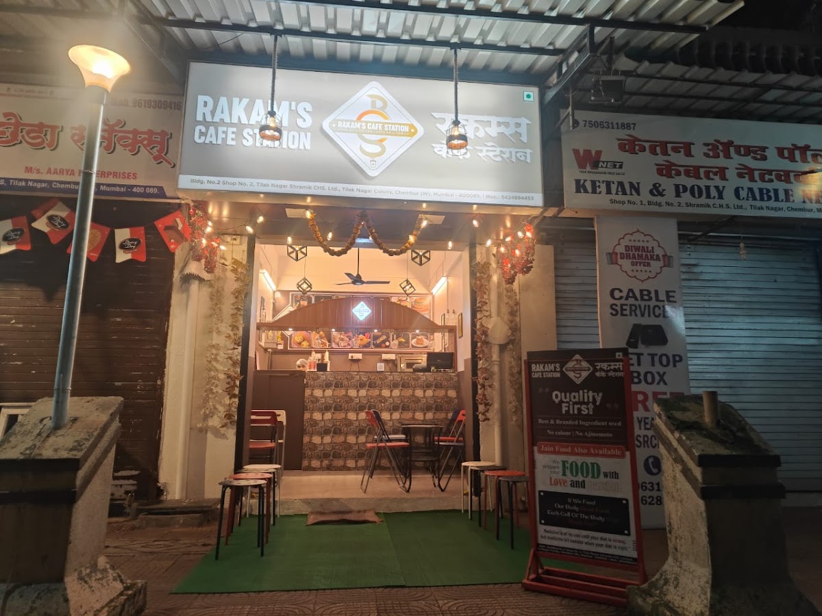 @RAKAM'S CAFE STATION