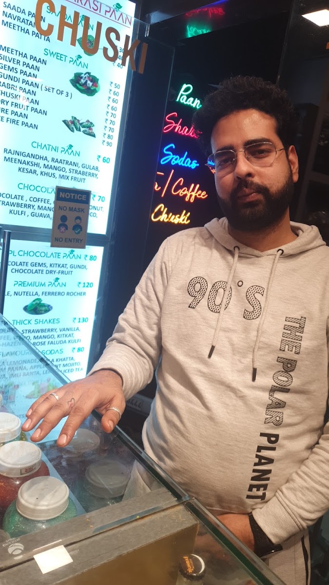 Mast Banarasi Paan - Fam Caff, Karkardooma - 2