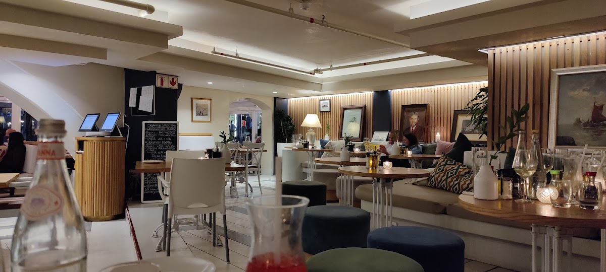 Love, Revenge and Cappucino