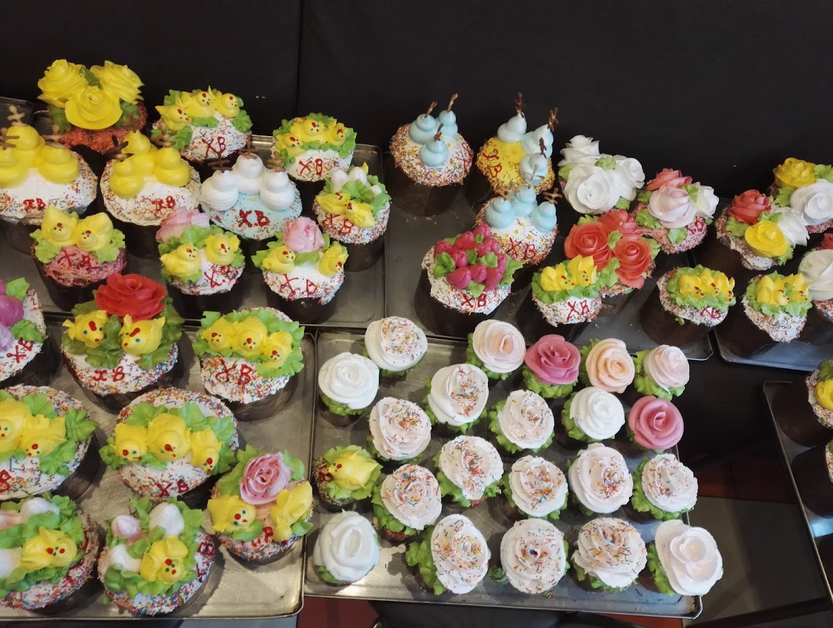 Grandma's buns Confectionary - 5