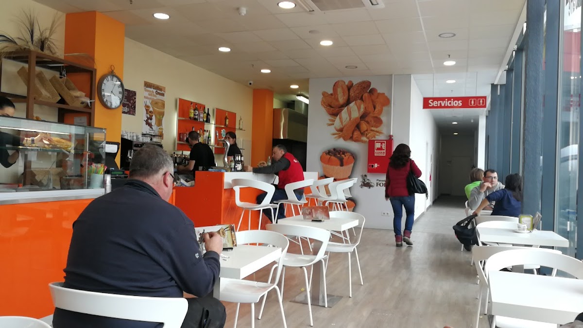 Fornaris (Bahaus) • Fleca/Cafeteria/Pastisseria