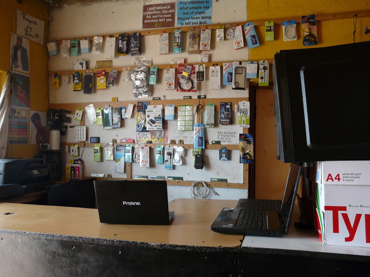 MQANTSA CYBER CAFE - 4