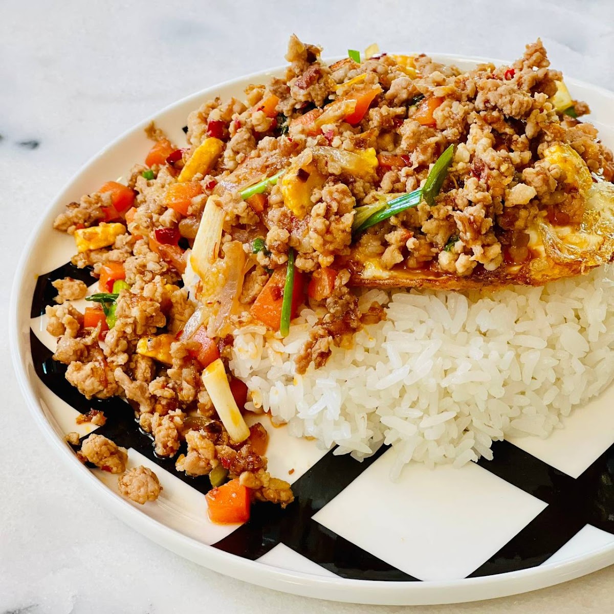 How Bear Cafe & Eatery - 4