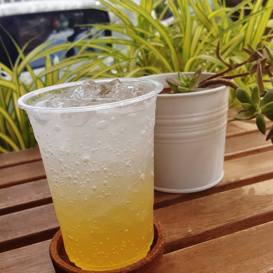 How Bear Cafe & Eatery - 8