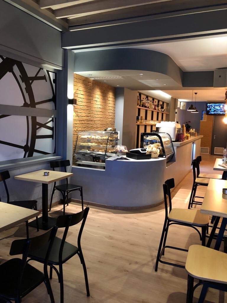 Clock coffee & brunch