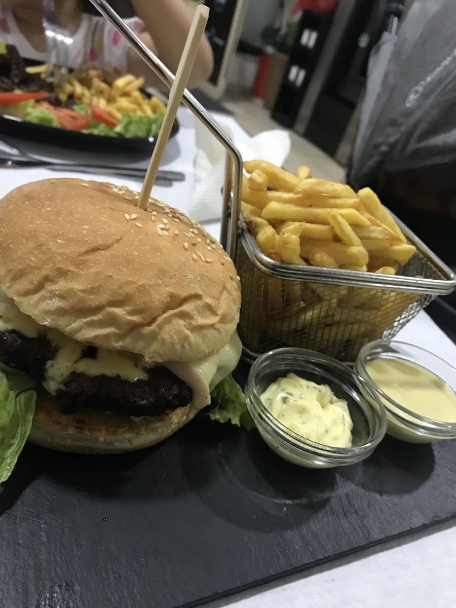 A BETA CAFÉ HAMBURGARIA - 5