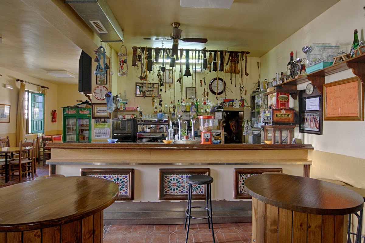 Hogar del Jubilado Cuevas del Becerro