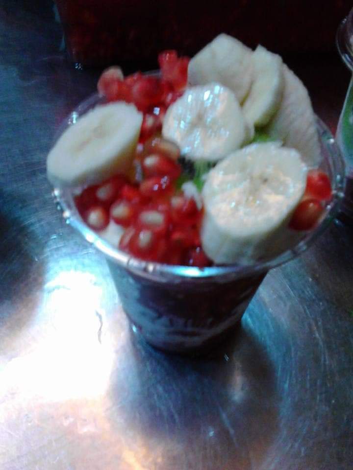 Castana Cafe’ and Rest. - 5