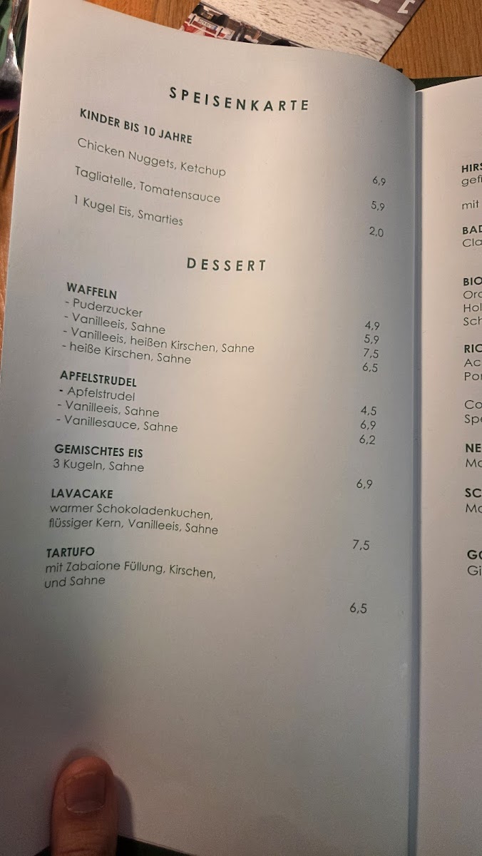 Hirsch Cafe - 8