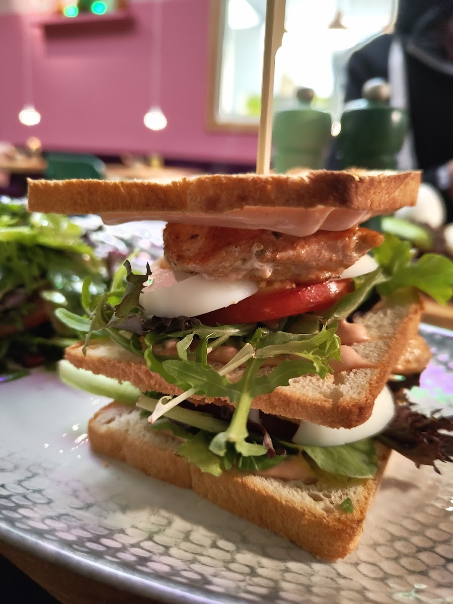 Hirsch Cafe - 4