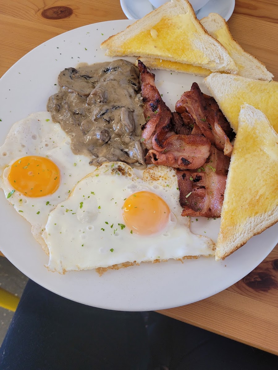 Karamu Road Bakery and Cafe - 7