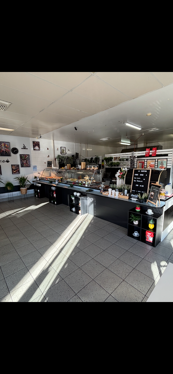 La Cantina Cafe Lunch Bar - 10