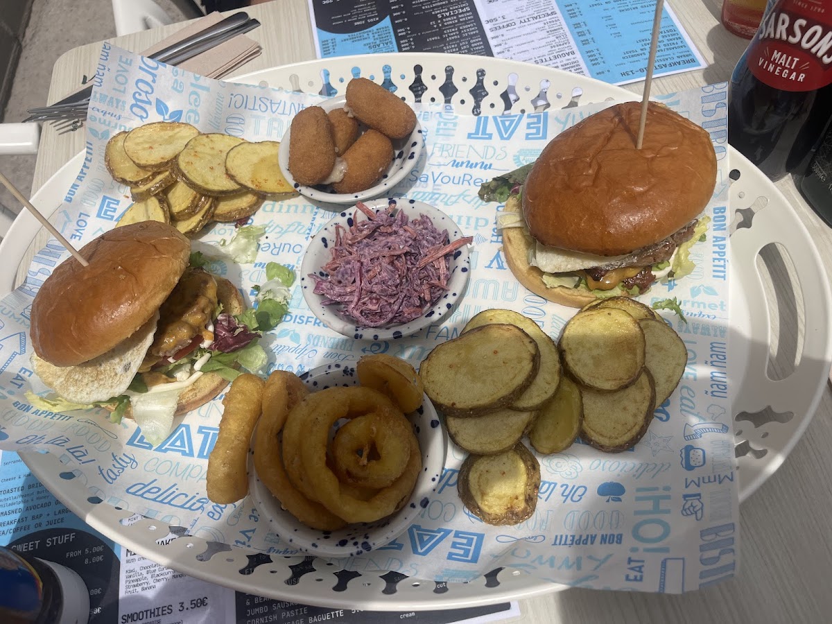 Urban Coast Cafe - 7