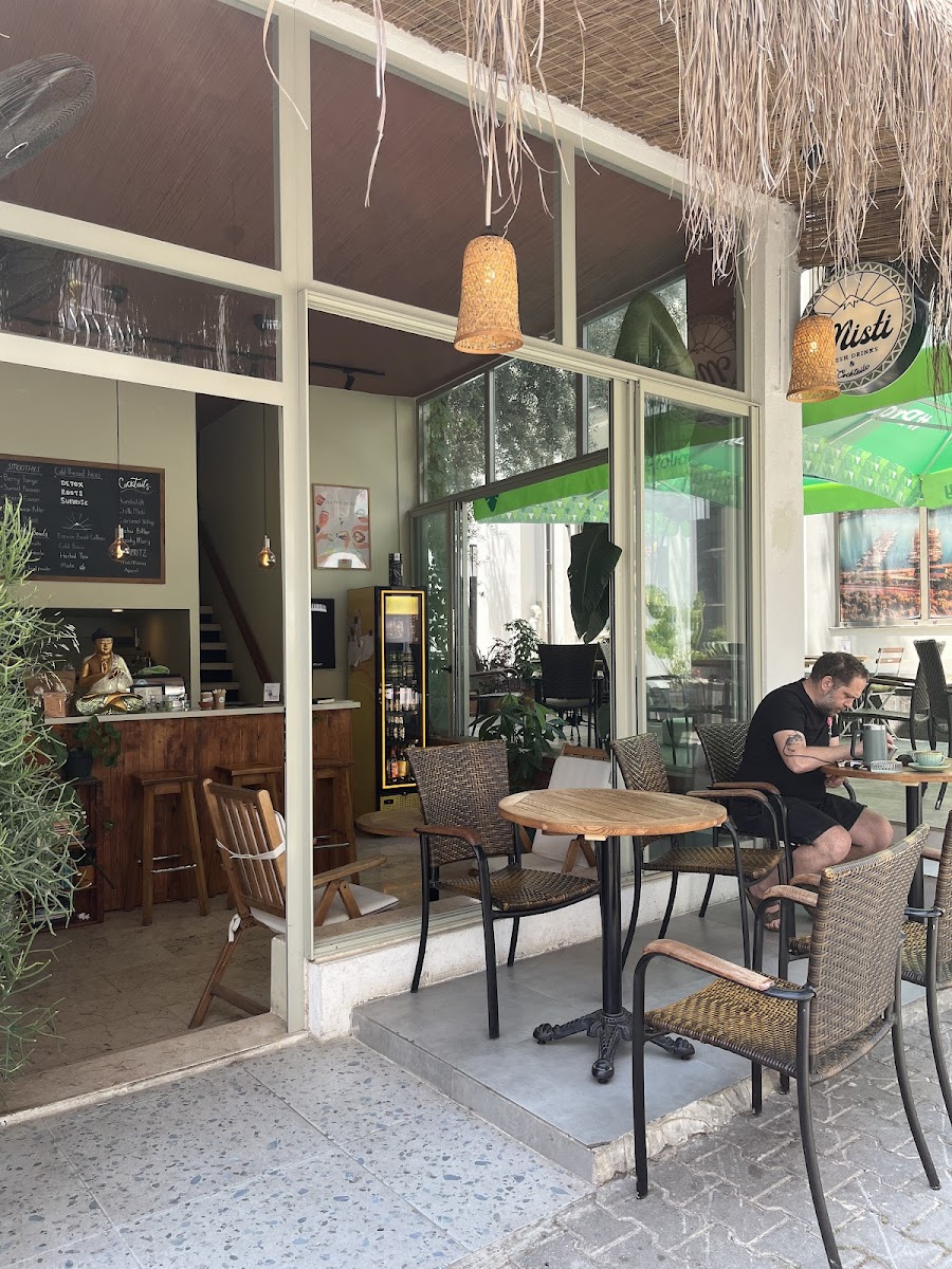 Misti Fresh Drinks & Cocktails