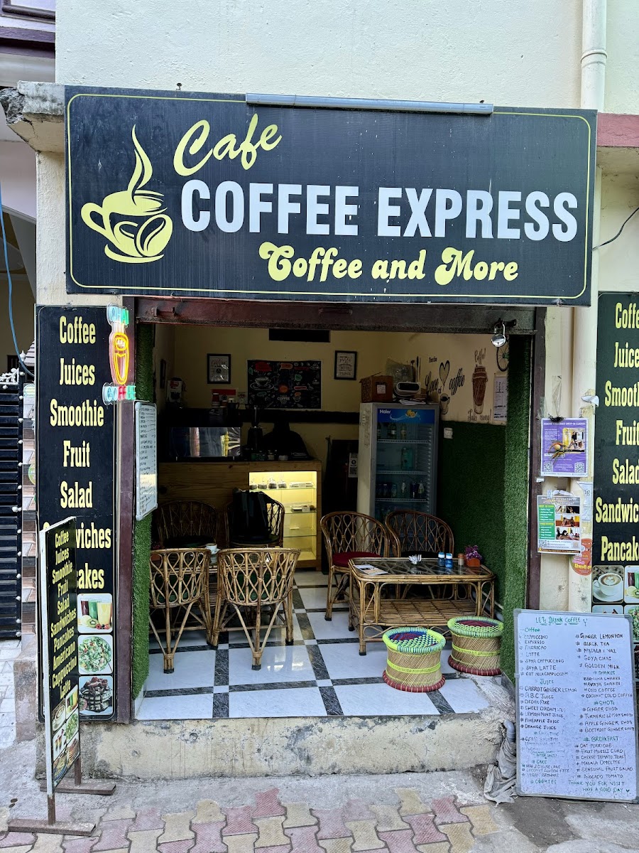 cafe coffee express - 4