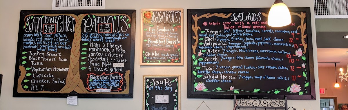 Gypsy's Café & Bakery - 3