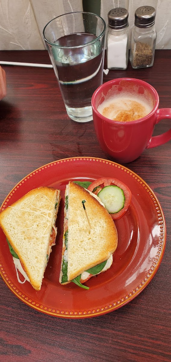 Gypsy's Café & Bakery - 8