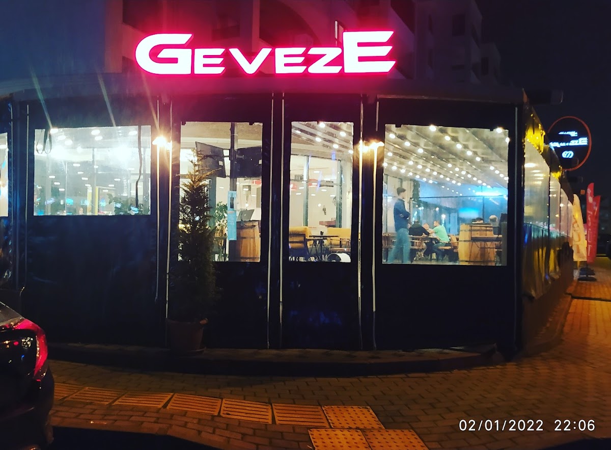 GEVEZE CAFE - OKEY SALONU