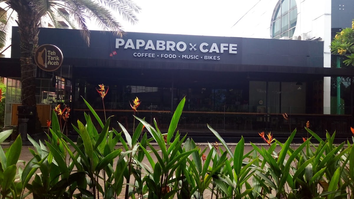 Papa Bro Cafe