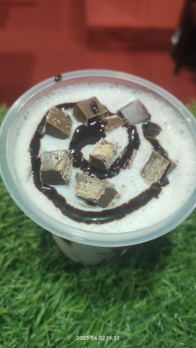 RJ Kitchen & Cafe - 10