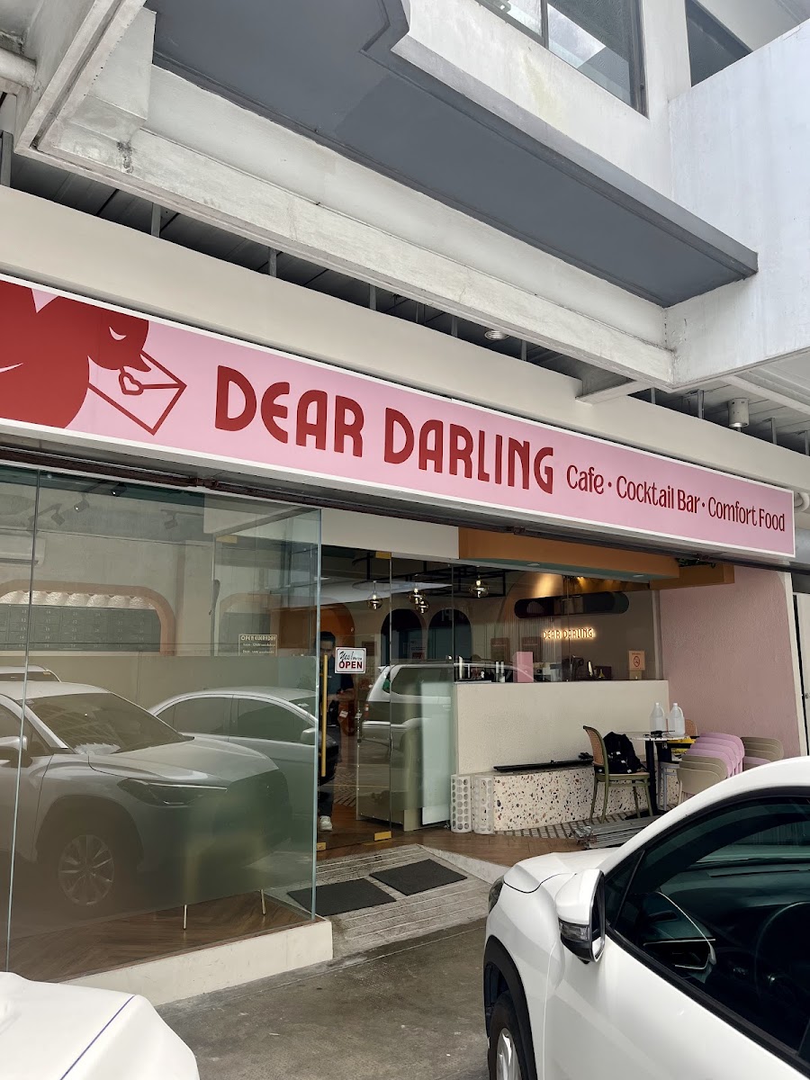 Dear Darling Cafe
