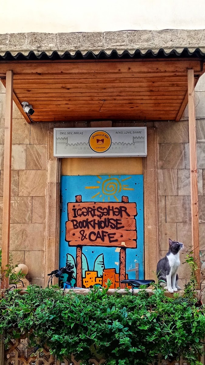 Icərisəhər Bookhouse & Cafe